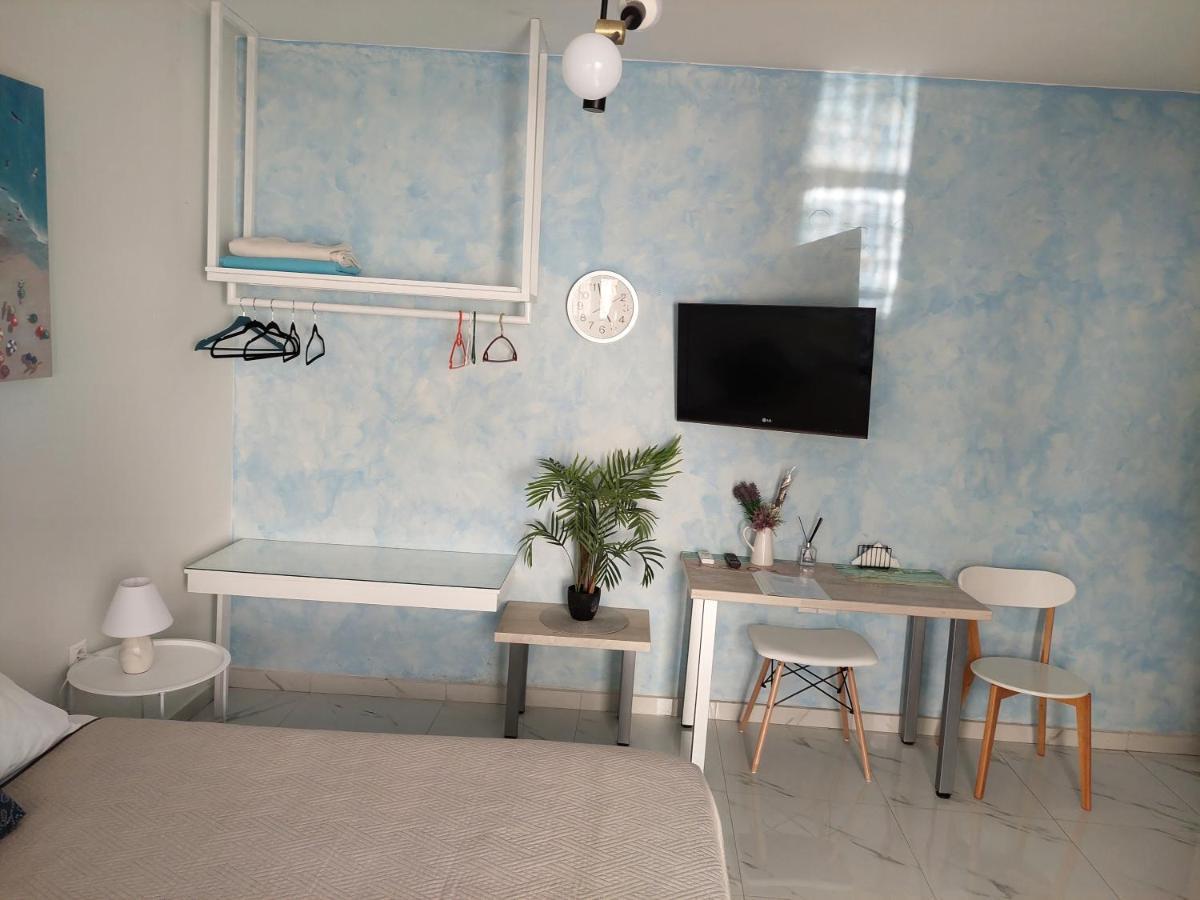 The Sky Yard Eclectic Studios Rhodes City Ngoại thất bức ảnh