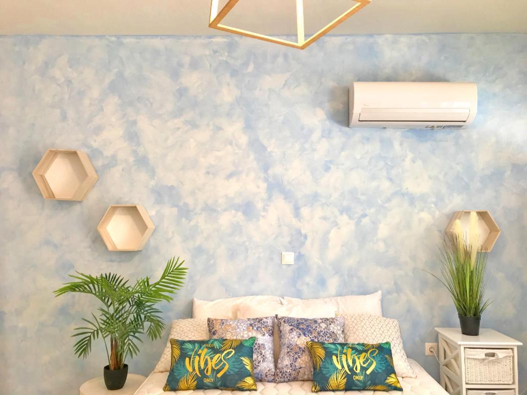The Sky Yard Eclectic Studios Rhodes City Ngoại thất bức ảnh